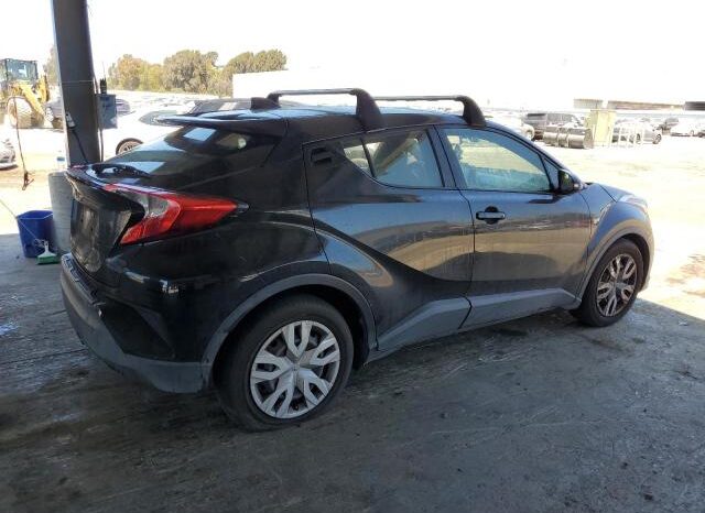 
								2019 Toyota C-hr full									