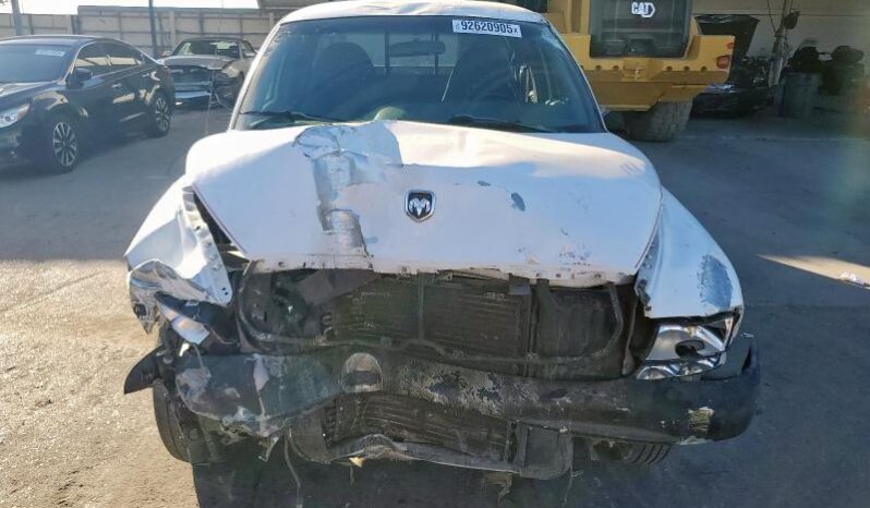 
								1999 Dodge Dakota full									