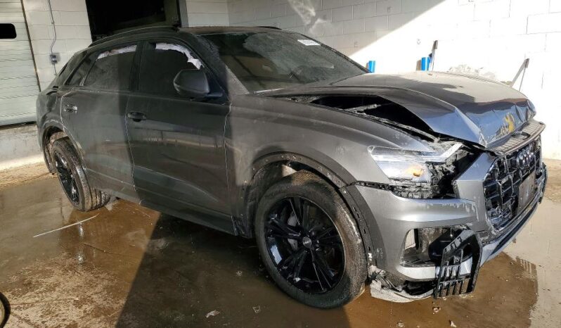 
								2019 Audi Q8 full									
