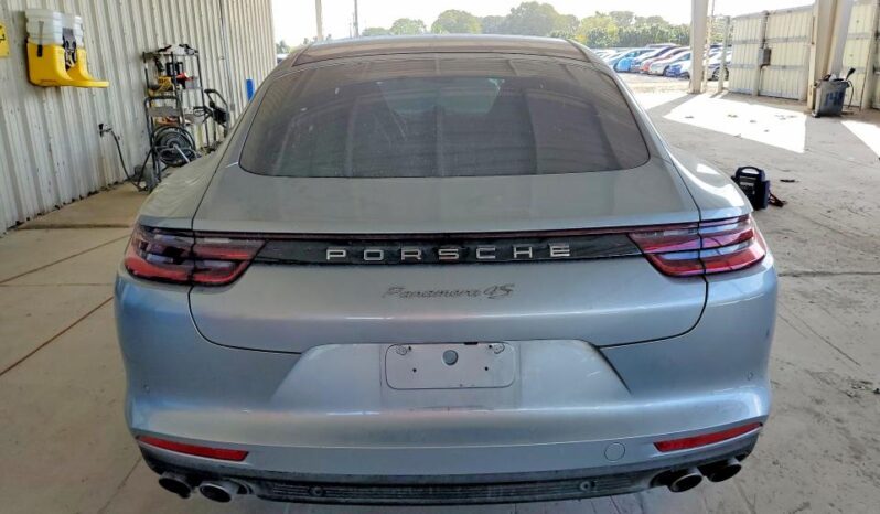 
								2018 Porsche Panamera full									