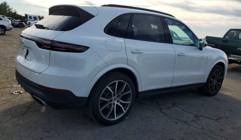 
								2021 Porsche Cayenne full									