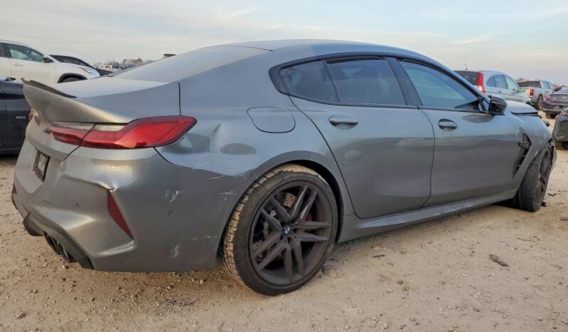 
								2025 BMW M8 full									