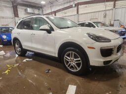 
										2016 Porsche Cayenne full									