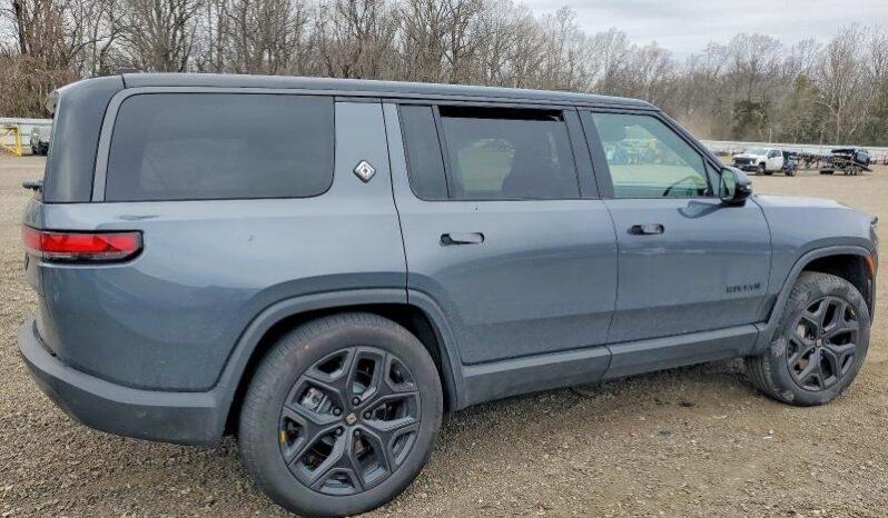 
								2025 Rivian R1s full									