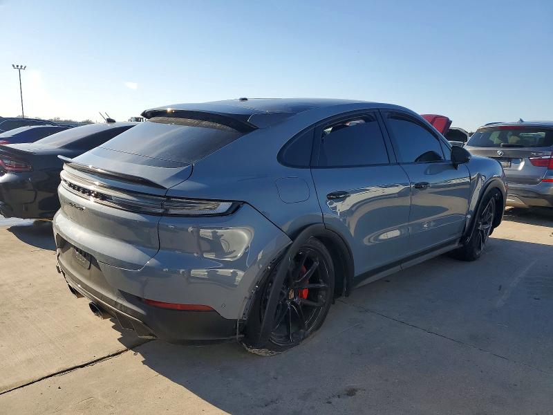 2025 Porsche Cayenne