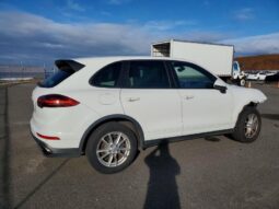 
										2016 Porsche Cayenne full									