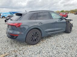 
										2024 Audi Q8 full									