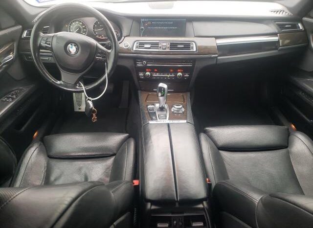 
								2012 BMW 7 series full									