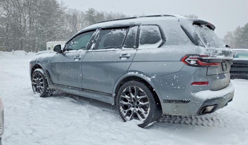 
								2024 BMW X7 full									