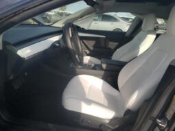 
										2022 Tesla Model 3 full									