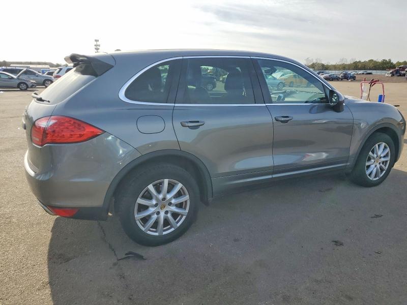 2014 Porsche Cayenne