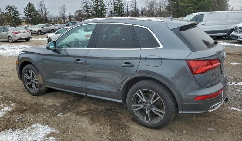 
								2020 Audi Q5 full									