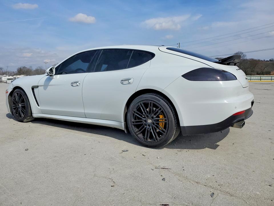 2016 Porsche Panamera