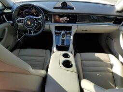 
										2018 Porsche Panamera full									