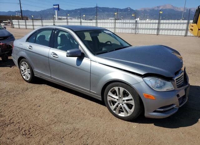
								2013 Mercedes-benz C 300 4mat full									