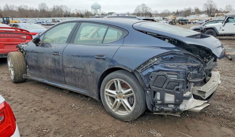 
								2016 Porsche Panamera full									
