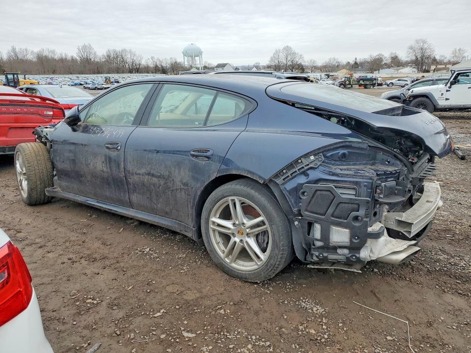2016 Porsche Panamera