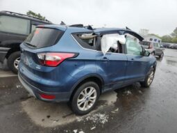 
										2018 Ford Escape se full									