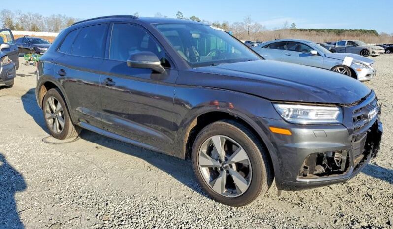 
								2020 Audi Q5 full									