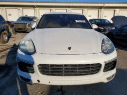 
										2016 Porsche Cayenne full									