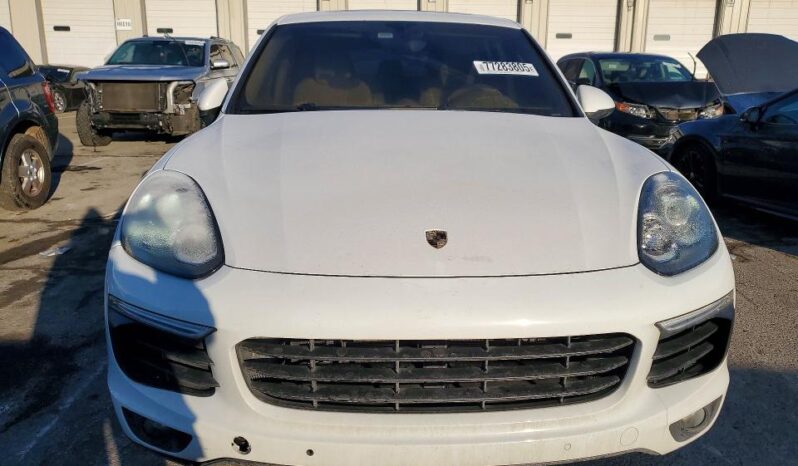 
								2016 Porsche Cayenne full									