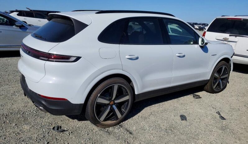 
								2025 Porsche Cayenne full									