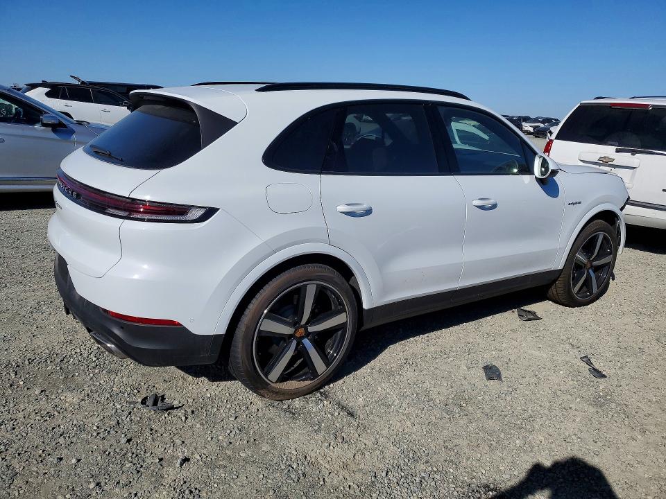 2025 Porsche Cayenne