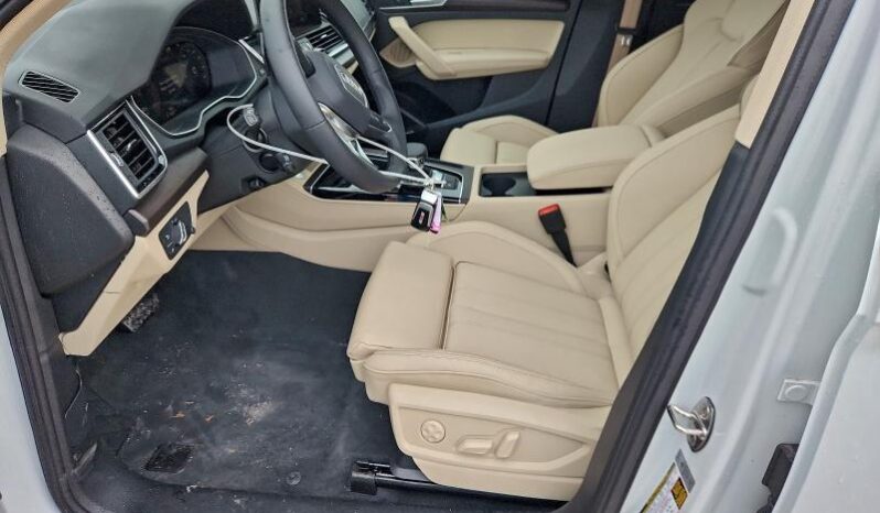 
								2025 Audi Q5 full									