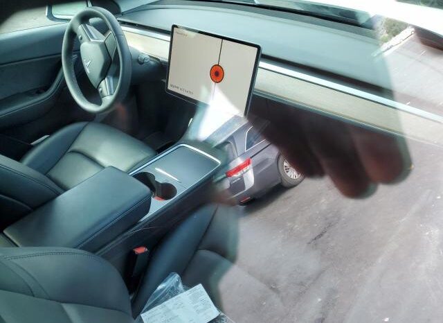 
								2022 Tesla Model y full									