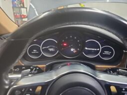 
										2018 Porsche Panamera full									