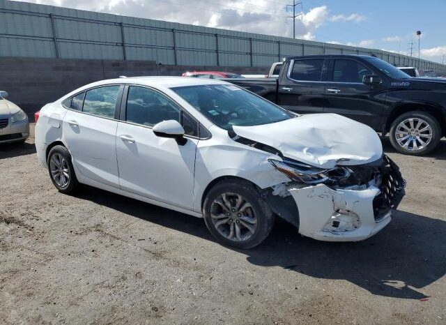 
								2019 Chevrolet Cruze full									