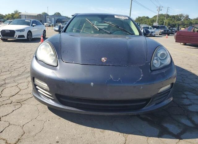 
								2011 Porsche Panamera full									