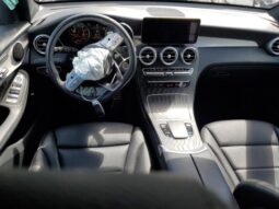 
										2022 Mercedes-benz Glc 300 full									