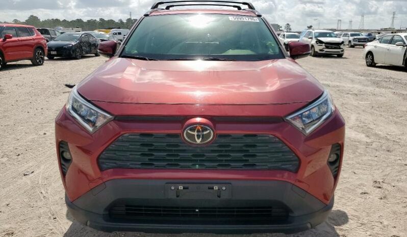 
								2020 Toyota Rav4 full									