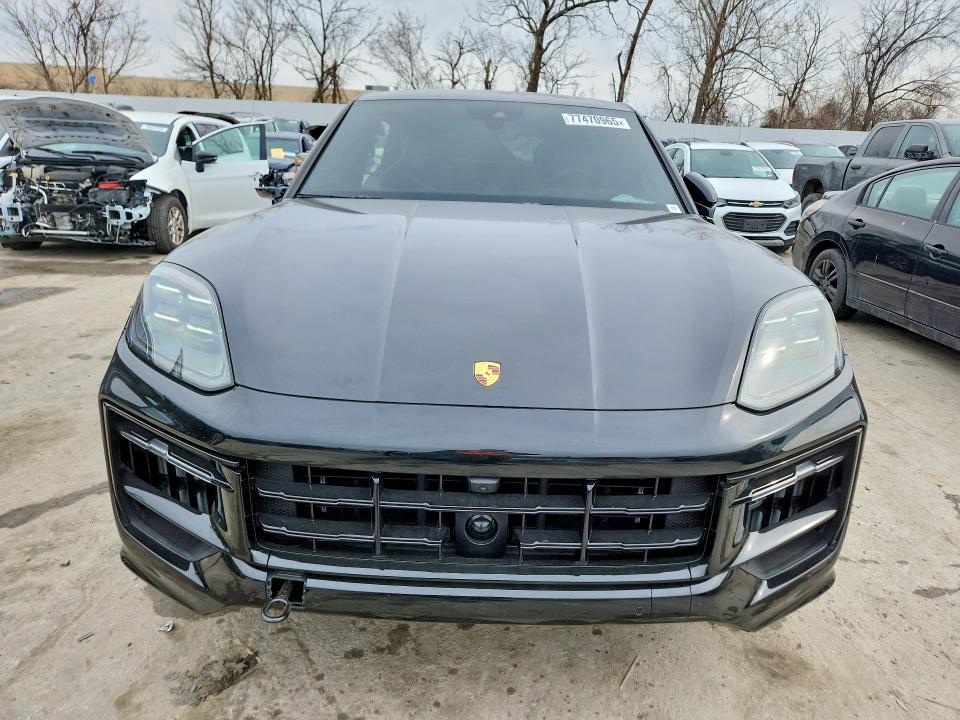 2025 Porsche Cayenne
