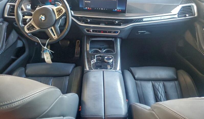 
								2024 BMW X7 full									