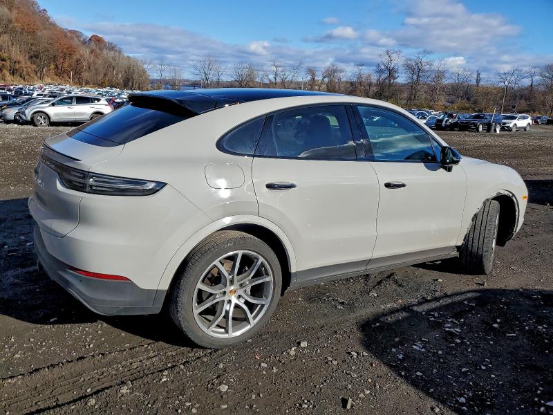 2022 Porsche Cayenne
