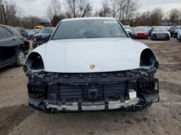 
										2019 Porsche Cayenne full									