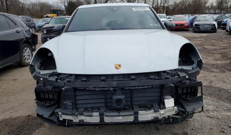 
								2019 Porsche Cayenne full									