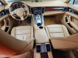 
										2013 Porsche Panamera full									