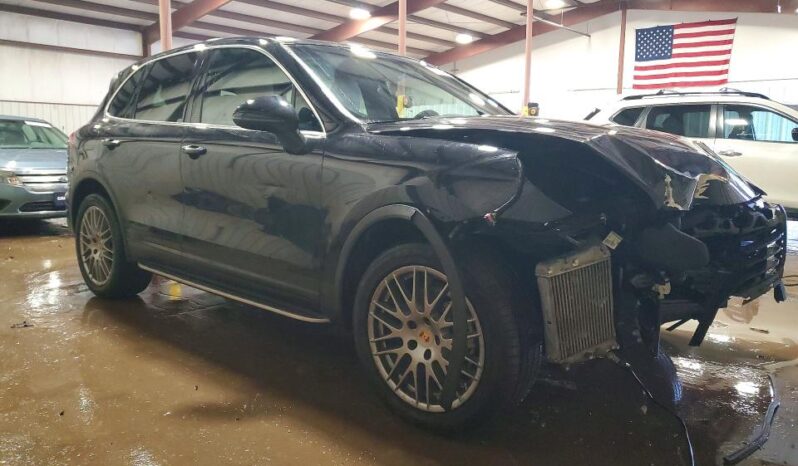 
								2017 Porsche Cayenne full									