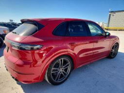 
										2023 Porsche Cayenne full									