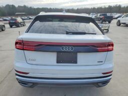 
										2020 Audi Q8 full									