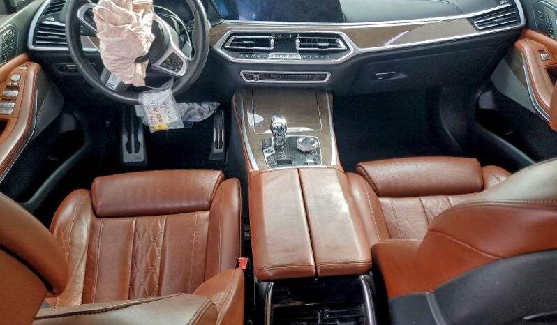 
								2020 BMW X7 full									
