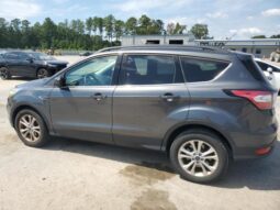 
										2018 Ford Escape se full									