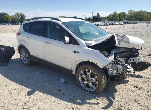 
								2016 Ford Escape se full									