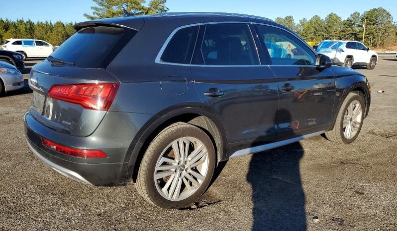 
								2020 Audi Q5 full									