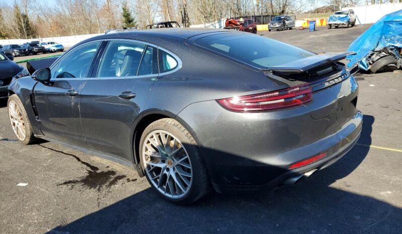 
								2018 Porsche Panamera full									