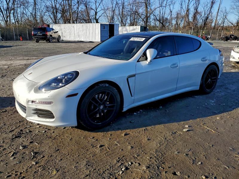 2015 Porsche Panamera