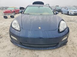 
										2013 Porsche Panamera full									